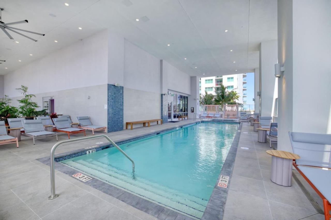 Downtown Luxury Studio Pool And Gym Apartment Miami Luaran gambar